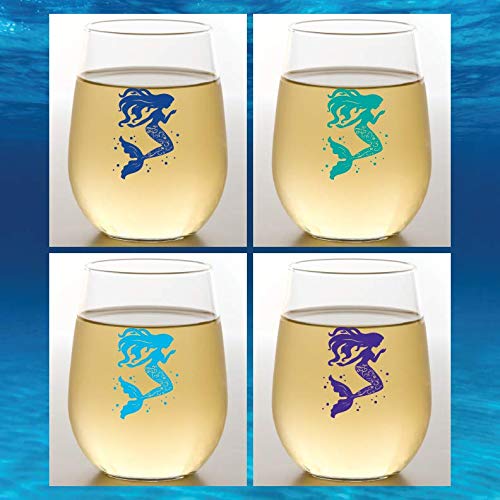 Set of 4 Shatterproof Designer 16 oz Plastic Wine Glasses MADE in the USA (CHRISTMAS)