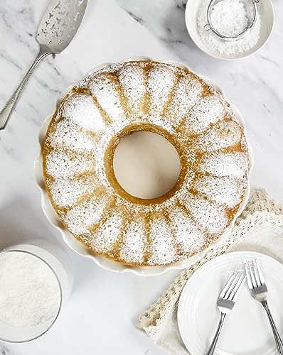 USA Pan Bakeware Nonstick Fluted Tube Cake Pan, Aluminized Steel 10-Inch