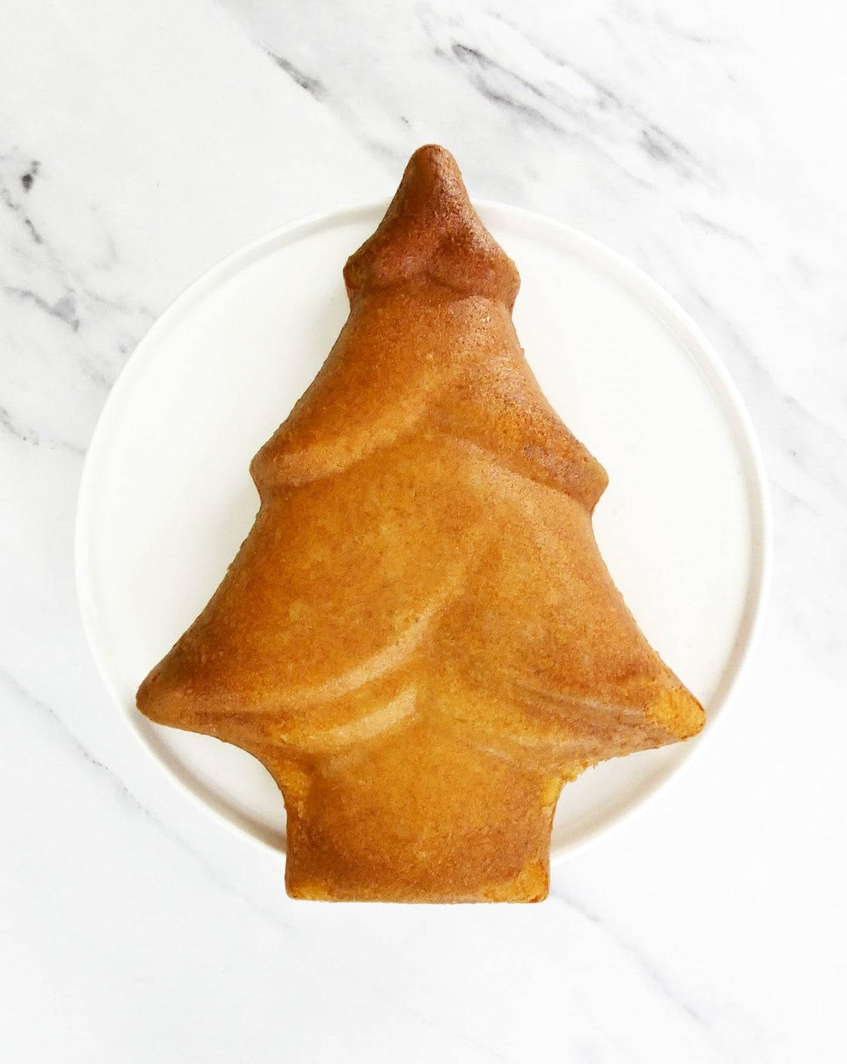 USA Pan Bakeware Nonstick Fluted Tube Cake Pan, Aluminized Steel 10-Inch