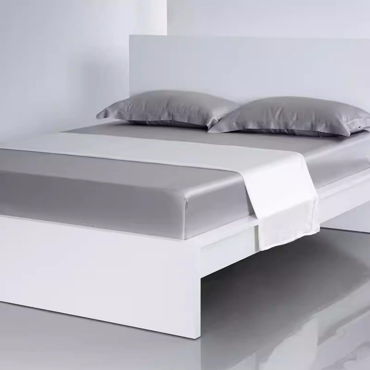 100% Mulberry Silk Fitted Sheet with Deep Pocket Made in USA, Real 22 Momme Silk Bed Sheets, 6A Grade Pure Silk, Hypoallergenic (Gray, Queen)