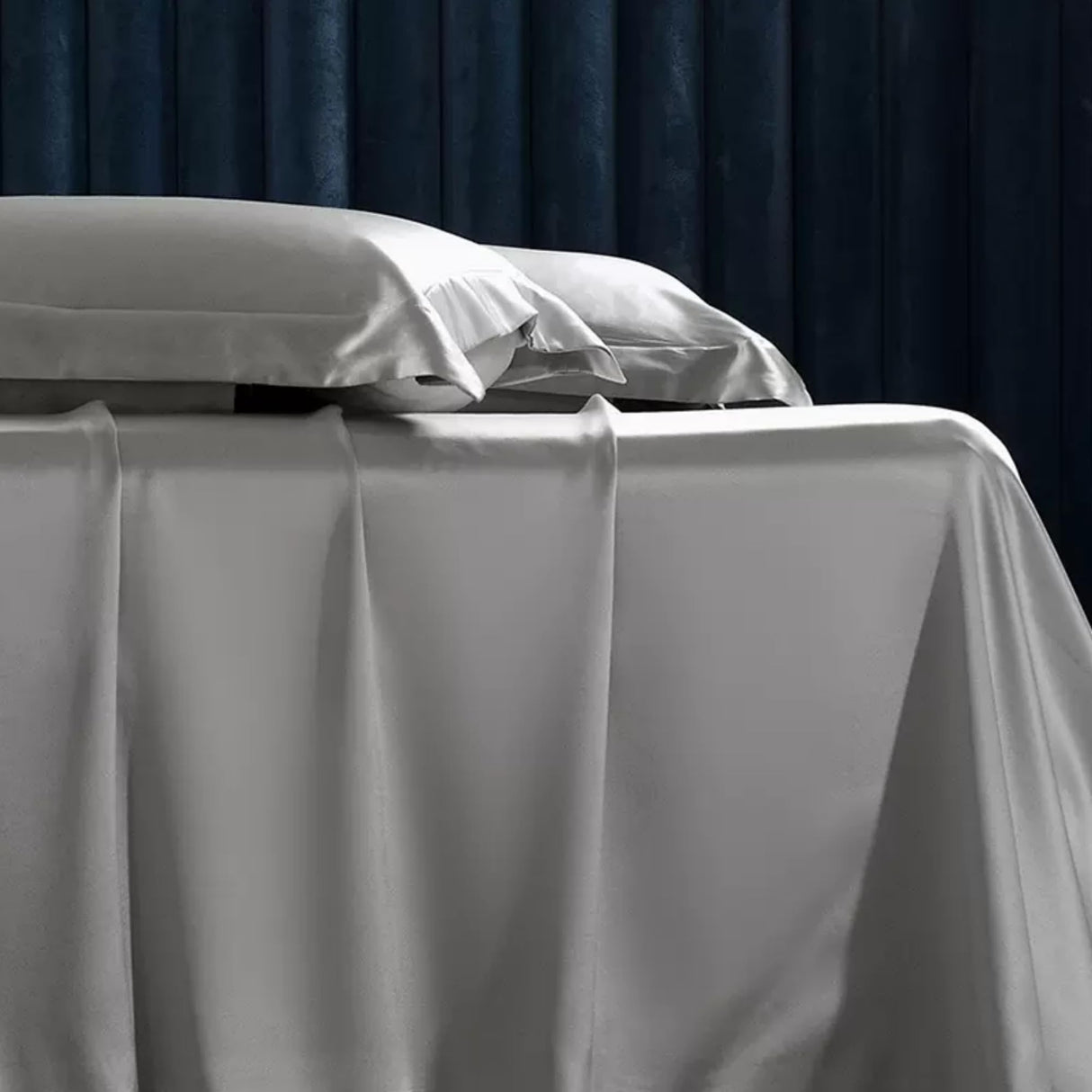 I Pcs 22 Momme Flat Silk Sheet, 100% Mulberry Silk Bed Sheets, Real Silk Flat Sheet, Grade 6A Organic Silk Bedding Made in USA, Hypoallergenic, Ultra Soft and Breathable (Pink, Full)