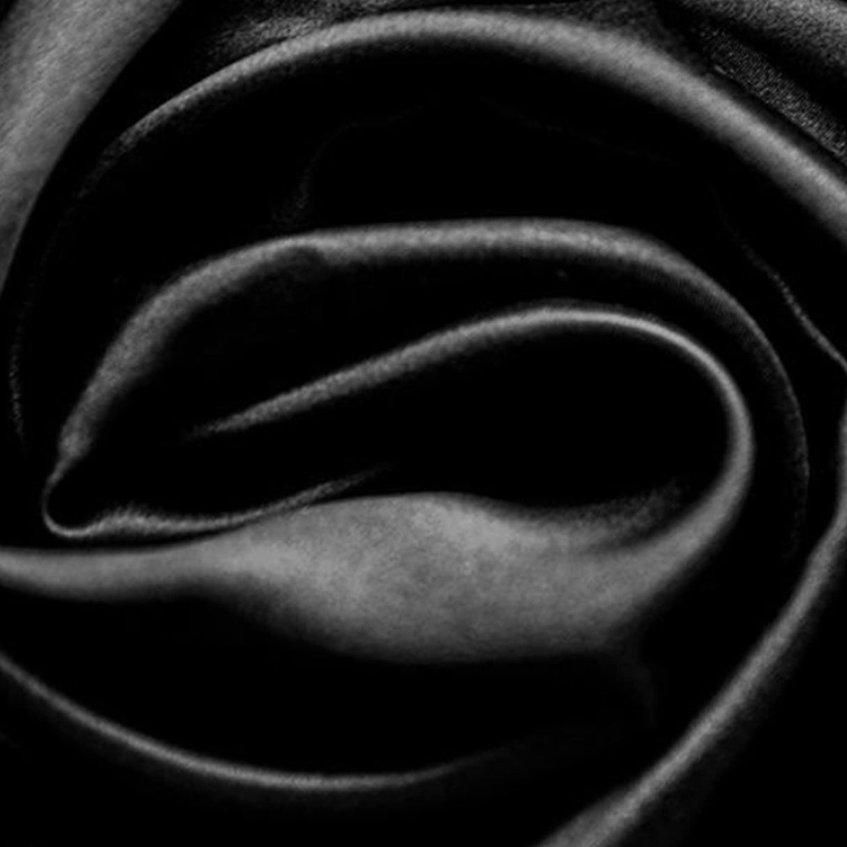 Silk Pillow Cases with Zipper Made in USA-Organic 19 Momme Mulberry Silk Pillowcase for Hair and Skin-6A Grade, Dark Grey, Anti Wrinkle, Anti Acne (Slate Grey 2 Pack, Queen 20''x30'')