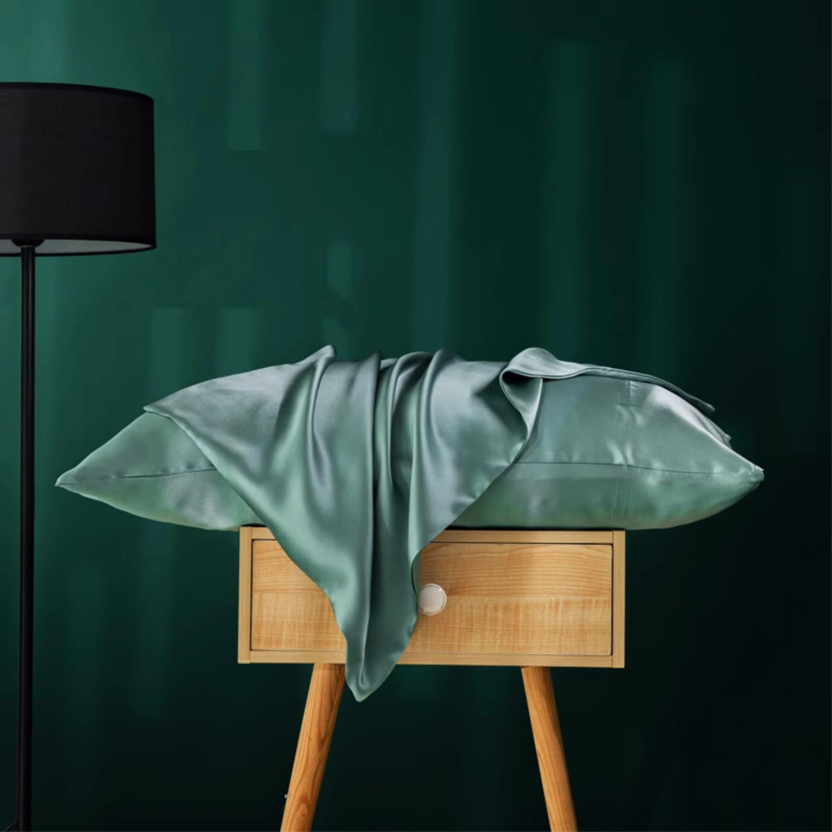 Silk Pillow Cases with Zipper Made in USA-Organic 19 Momme Mulberry Silk Pillowcase for Hair and Skin-6A Grade, Dark Grey, Anti Wrinkle, Anti Acne (Slate Grey 2 Pack, Queen 20''x30'')