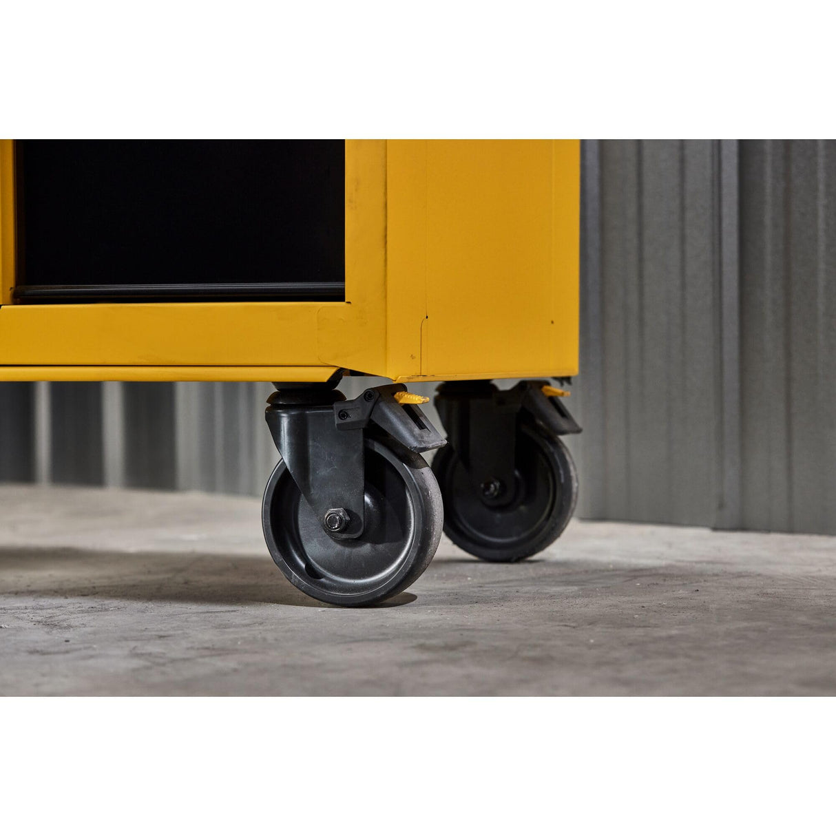 DEWALT Tool Chest with 9 Drawers, 41 Inch, 100lb Drawer Capacity, DEWALT Workshop Storage System Compatible (DWST41092)