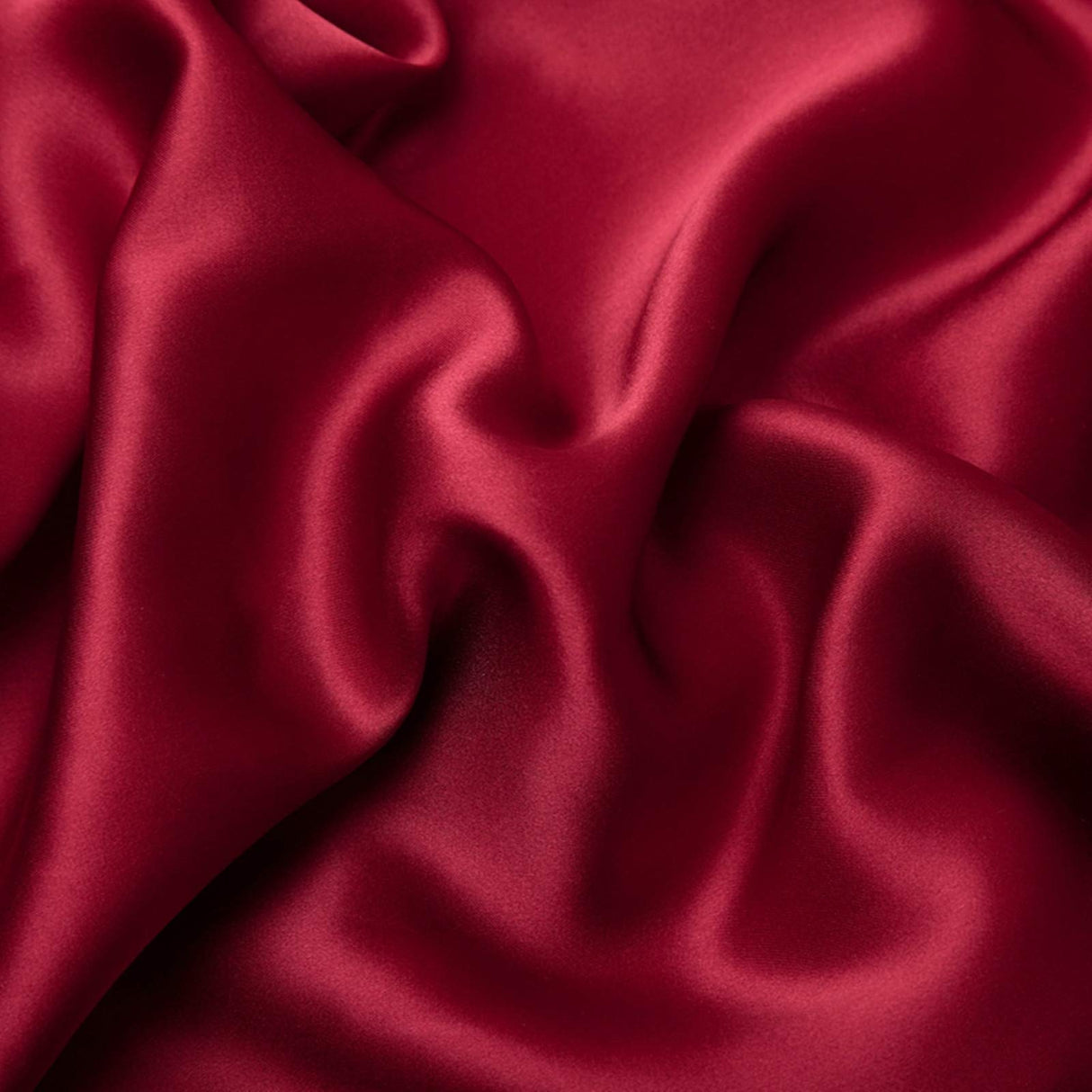 Pink Silk Pillow Cases with Zipper Made in USA, 100% 22 Momme Mulberry Silk Pillowcase for Hair and Skin, Acne Free, Anti Aging, Anti Wrinkle, Hypoallergenic (Pink, Standard)