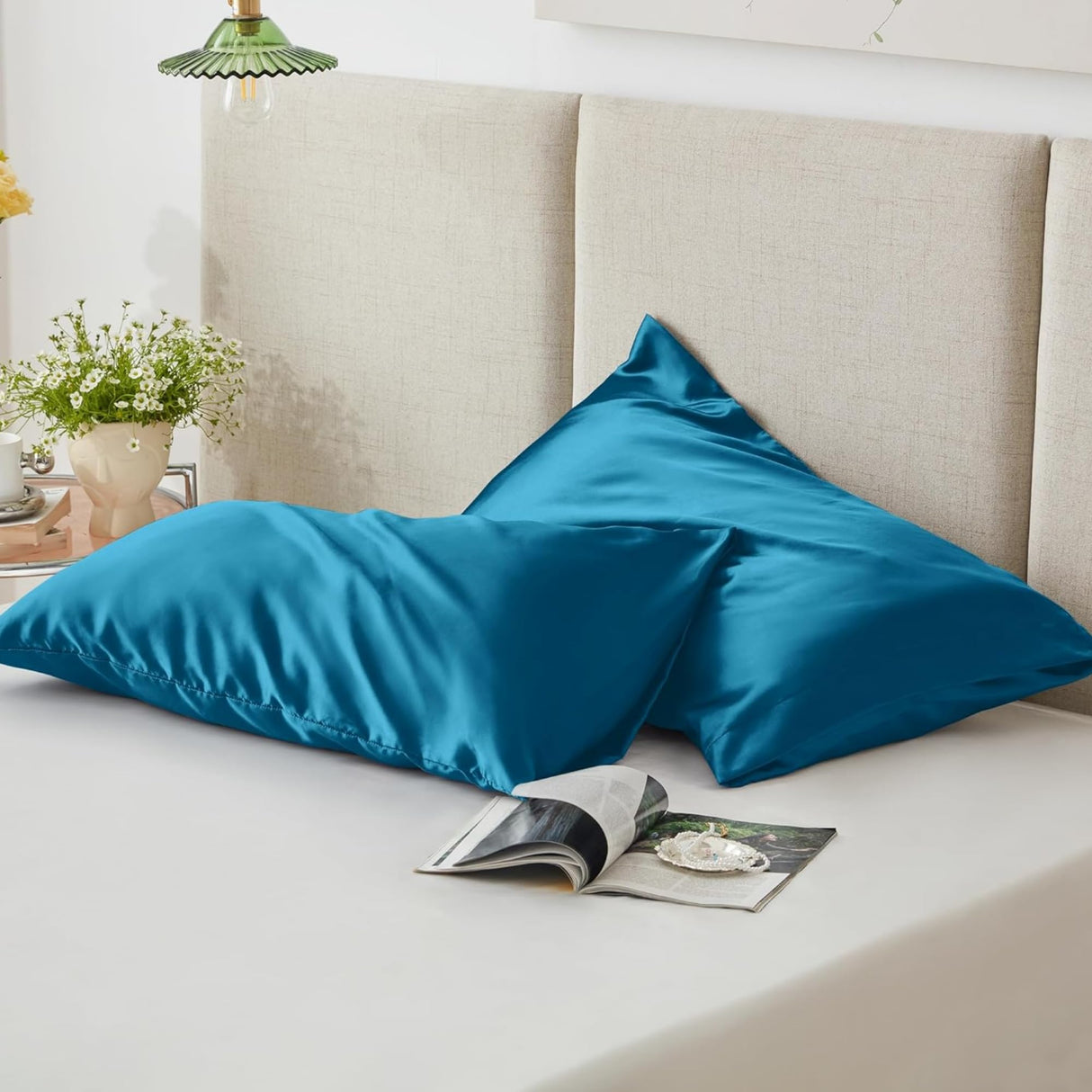 Pink Silk Pillow Cases with Zipper Made in USA, 100% 22 Momme Mulberry Silk Pillowcase for Hair and Skin, Acne Free, Anti Aging, Anti Wrinkle, Hypoallergenic (Pink, Standard)