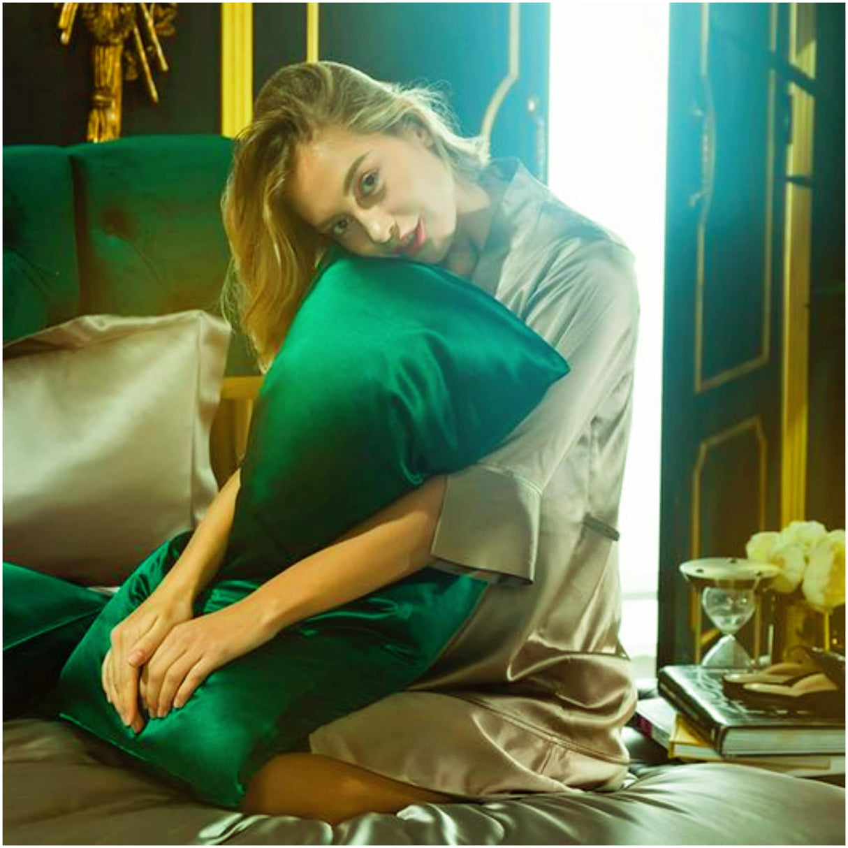 Pink Silk Pillow Cases with Zipper Made in USA, 100% 22 Momme Mulberry Silk Pillowcase for Hair and Skin, Acne Free, Anti Aging, Anti Wrinkle, Hypoallergenic (Pink, Standard)