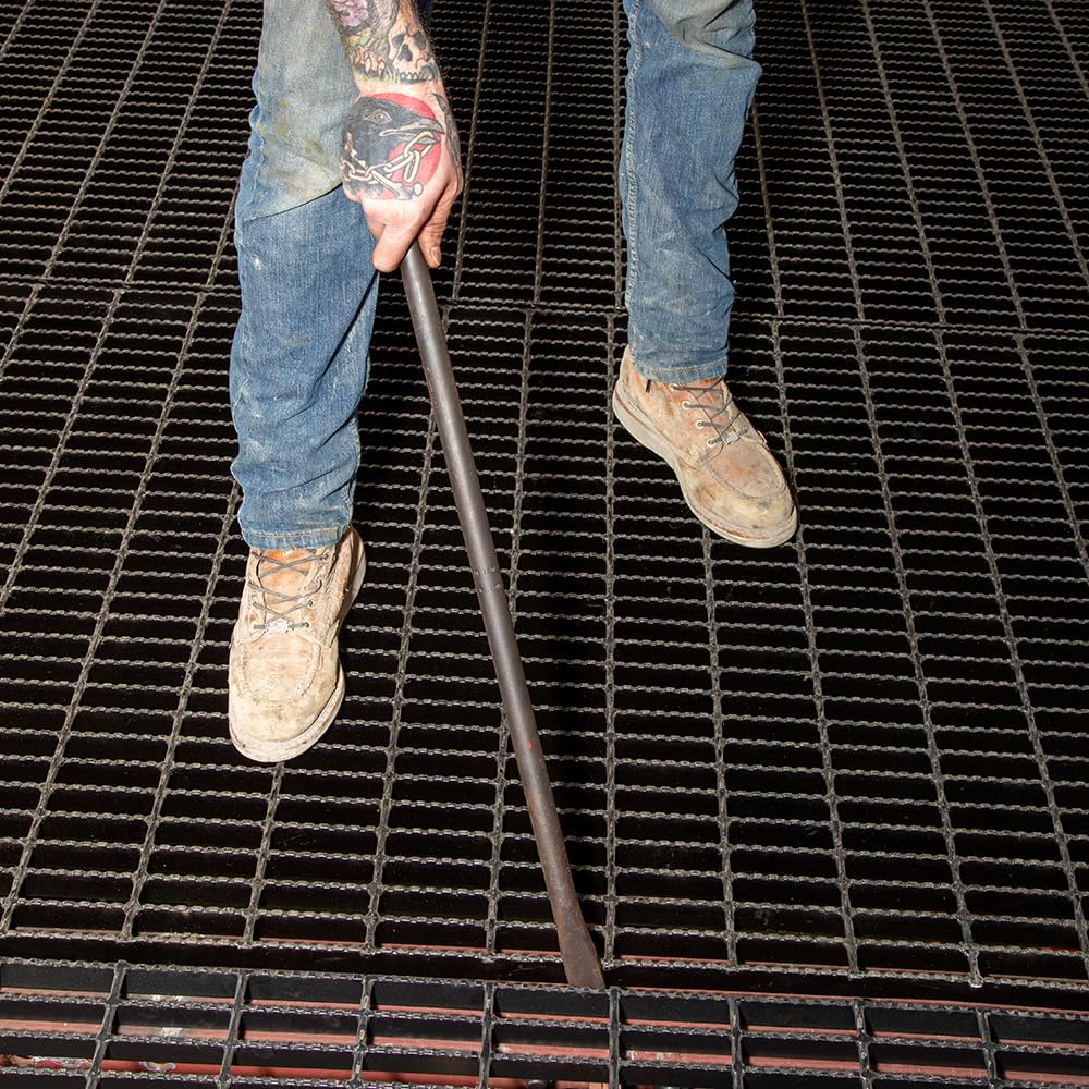 Klein Tools 3248 Round 7/8-Inch x 30-Inch Connecting Bar, Made in USA, Sleever Bar for Aligning, Prying and Chiseling