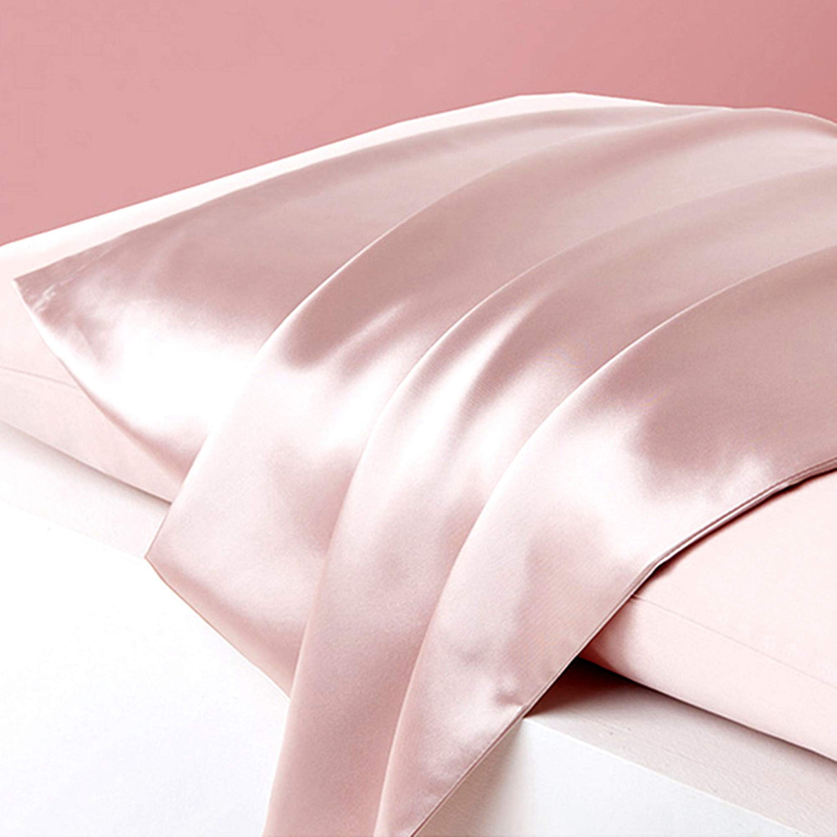 Pink Silk Pillow Cases with Zipper Made in USA, 100% 22 Momme Mulberry Silk Pillowcase for Hair and Skin, Acne Free, Anti Aging, Anti Wrinkle, Hypoallergenic (Pink, Standard)