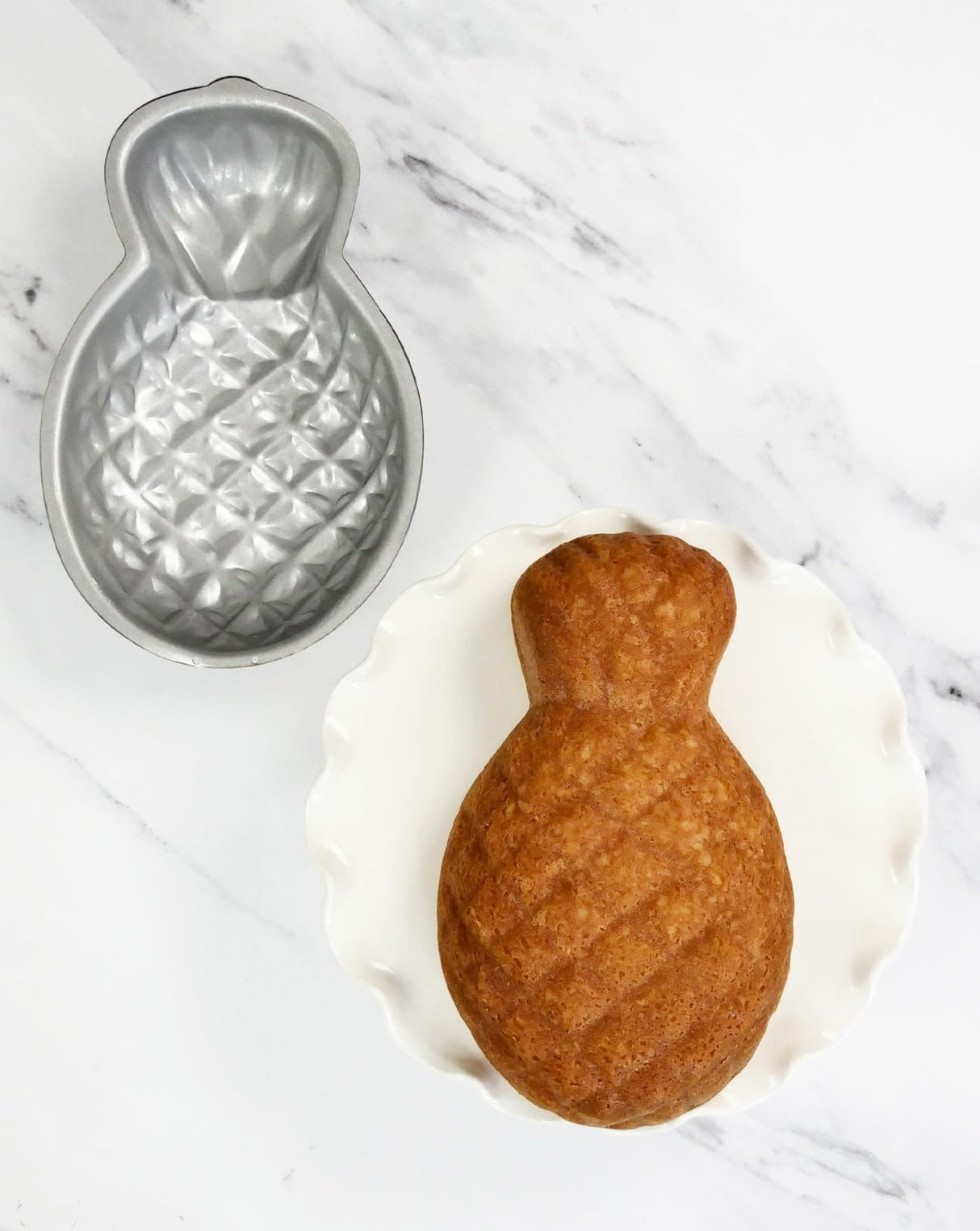 USA Pan Bakeware Nonstick Fluted Tube Cake Pan, Aluminized Steel 10-Inch