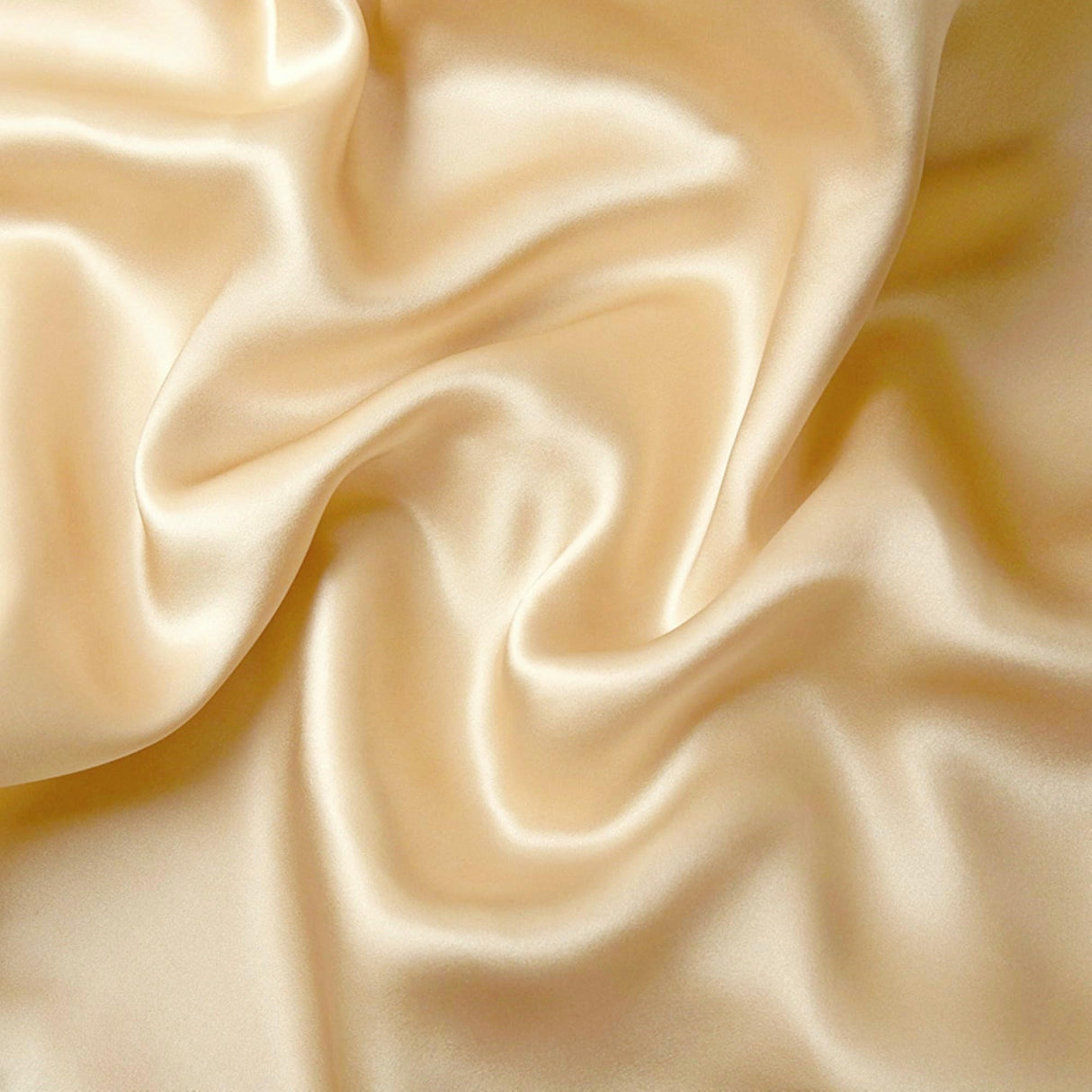 Pink Silk Pillow Cases with Zipper Made in USA, 100% 22 Momme Mulberry Silk Pillowcase for Hair and Skin, Acne Free, Anti Aging, Anti Wrinkle, Hypoallergenic (Pink, Standard)