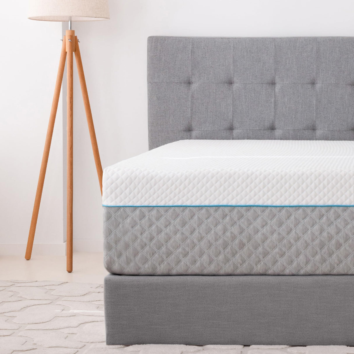 King Mattress 14 Inch, Charcoal Gel Memory Foam Mattress Bed in a Box, Back Pain Relief Mattress Made in USA, Medium Firm Mattress, CertiPUR-US Certified,76”x80”x14”, White