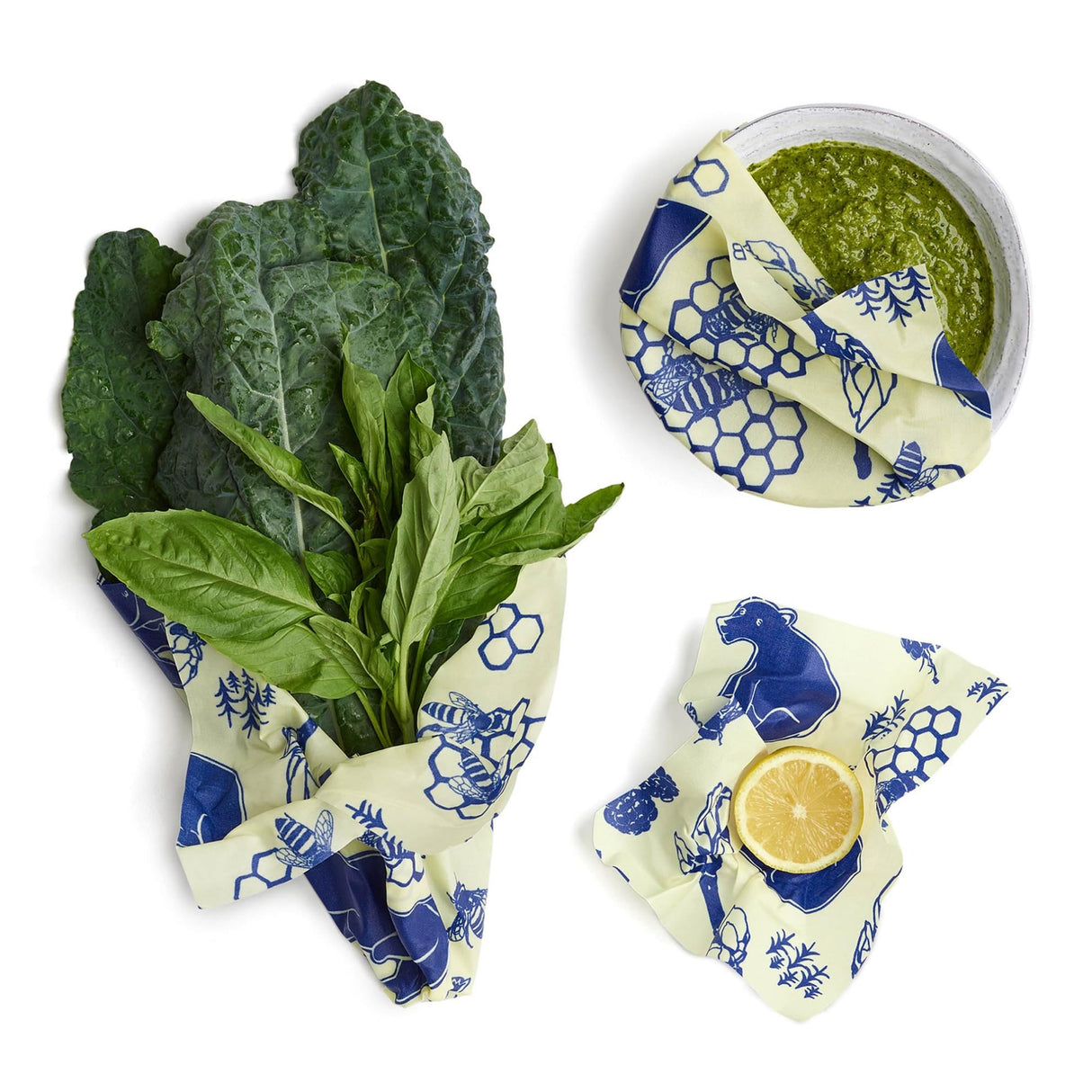 Bee's Wrap Reusable Beeswax Food Wraps Made in The USA, Eco Friendly Beeswax Wraps for Food, Sustainable Food Storage Containers, Organic Cotton Food Wraps, Assorted 3 Pack (S, M, L), Honeycomb