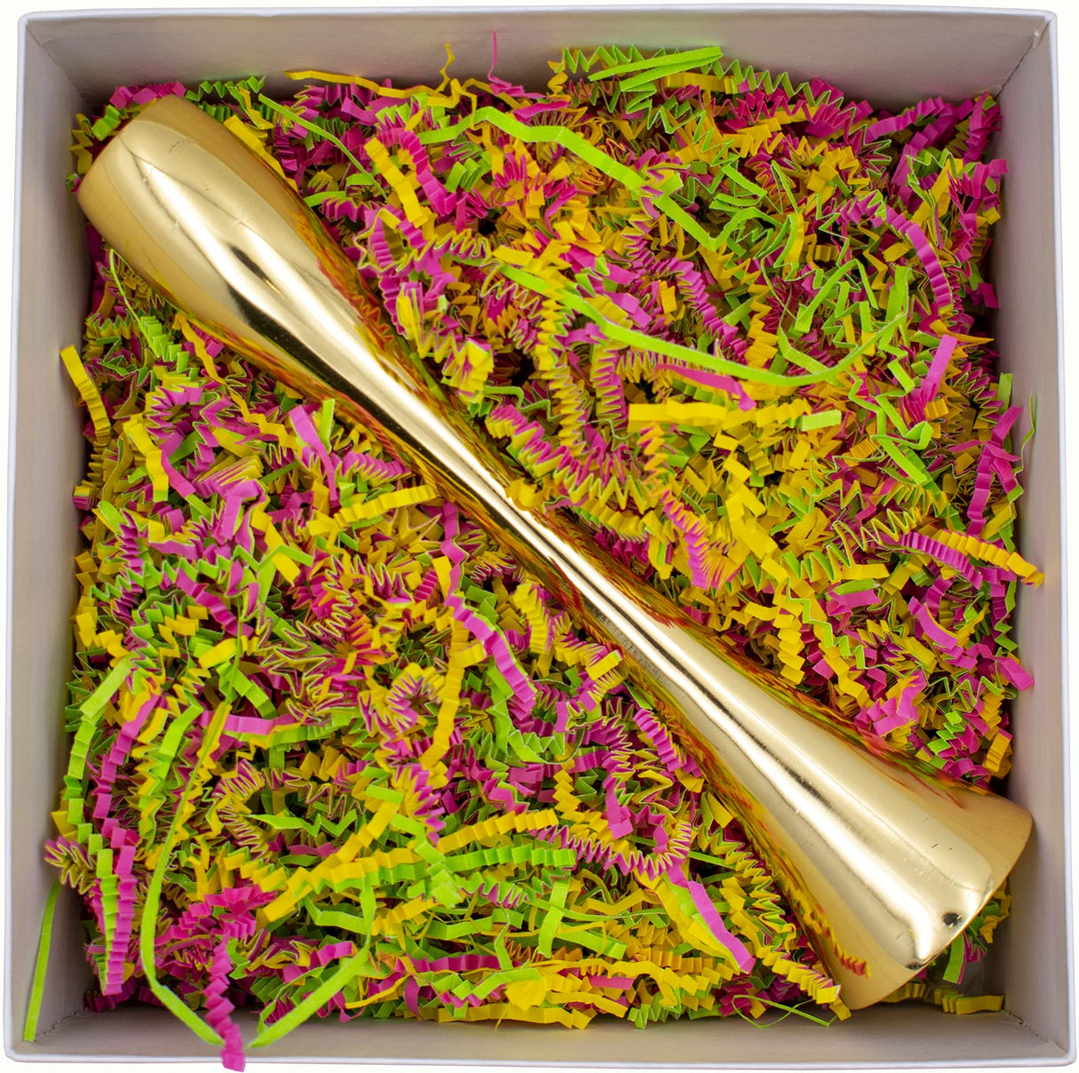 Stephanie Imports Made In USA 3-Ply Crinkle Cut Shredded Paper 2 lbs (Red & Green Christmas Mix)