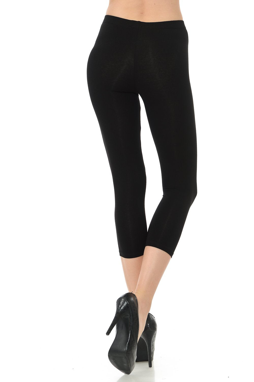 LeggingUSA Women's Solid Cotton Yoga Capri Leggings-Made in USA