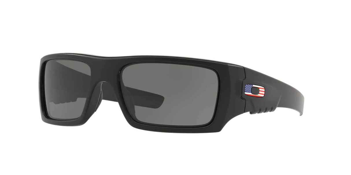 Oakley Men's Oo9253 Det Cord Rectangular Sunglasses