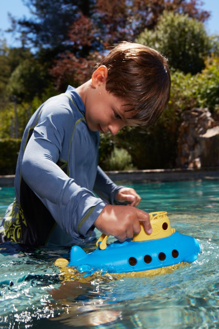 Green Toys Submarine in Yellow & blue - BPA Free, Phthalate Free, Bath Toy with Spinning Rear Propeller. Safe Toys for Toddlers, Babies