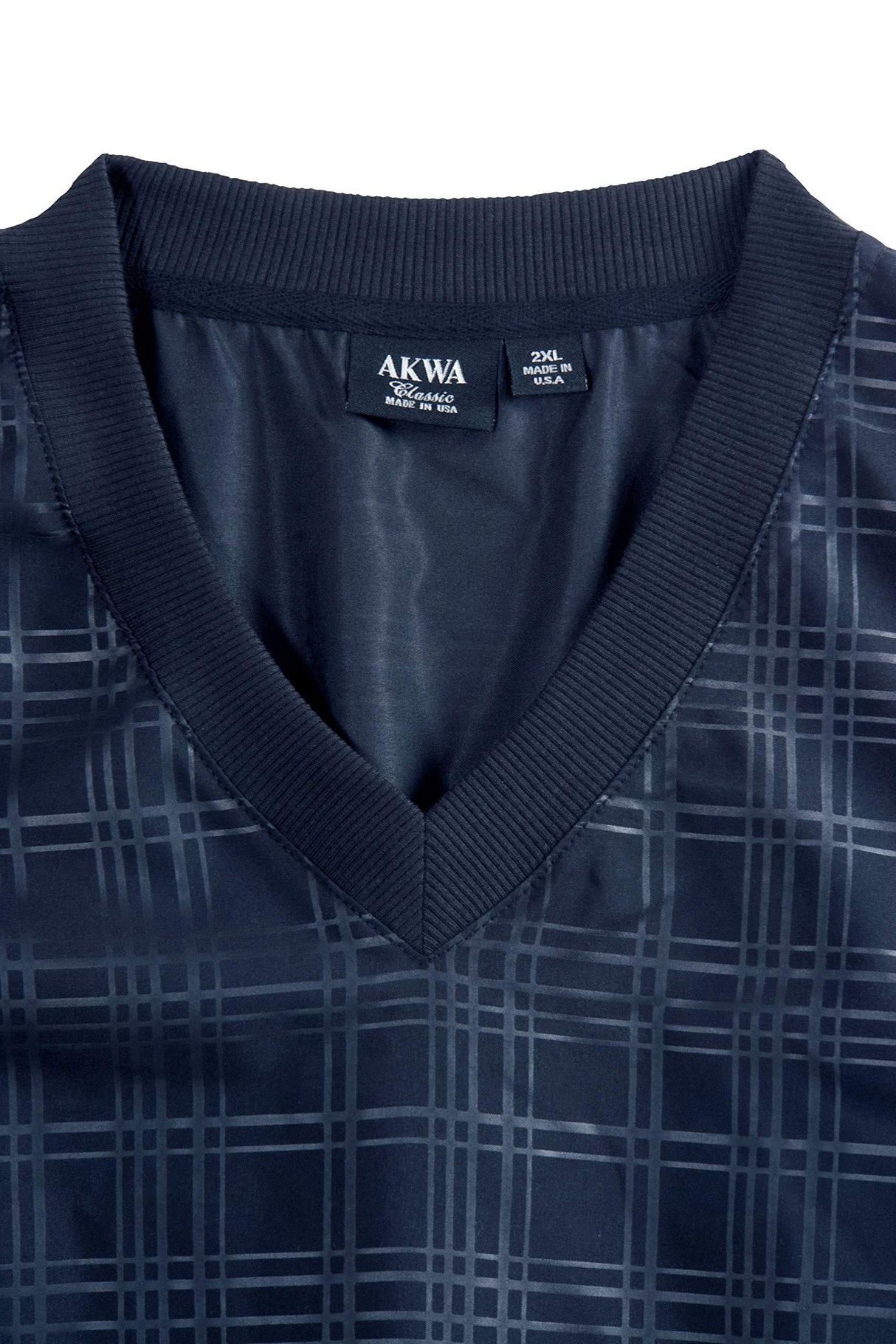 Akwa Made in USA Men's Microfiber Water Repellent V-Neck Pullover Golf Vest