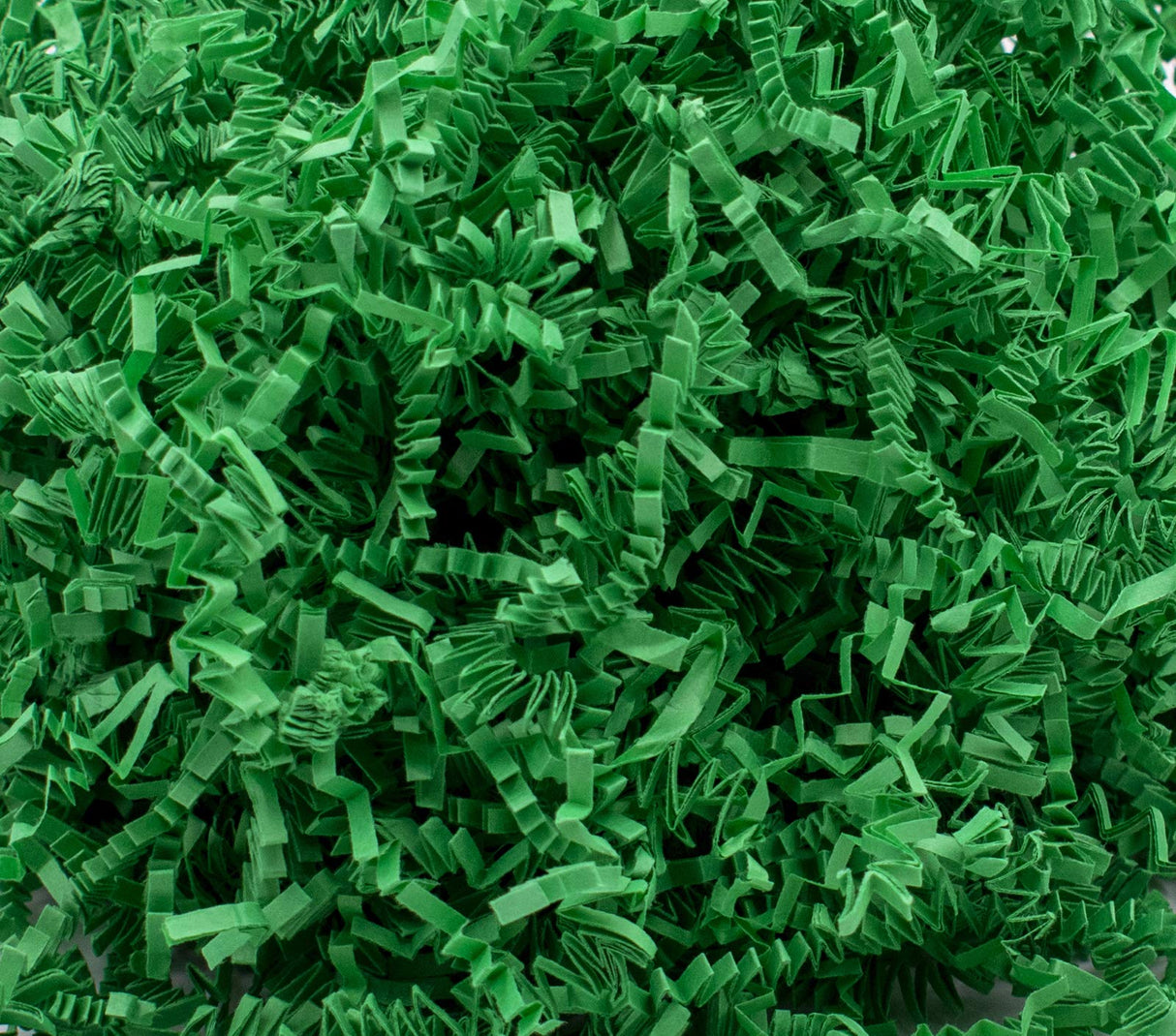 Stephanie Imports Made In USA 3-Ply Crinkle Cut Shredded Paper 2 lbs (Red & Green Christmas Mix)
