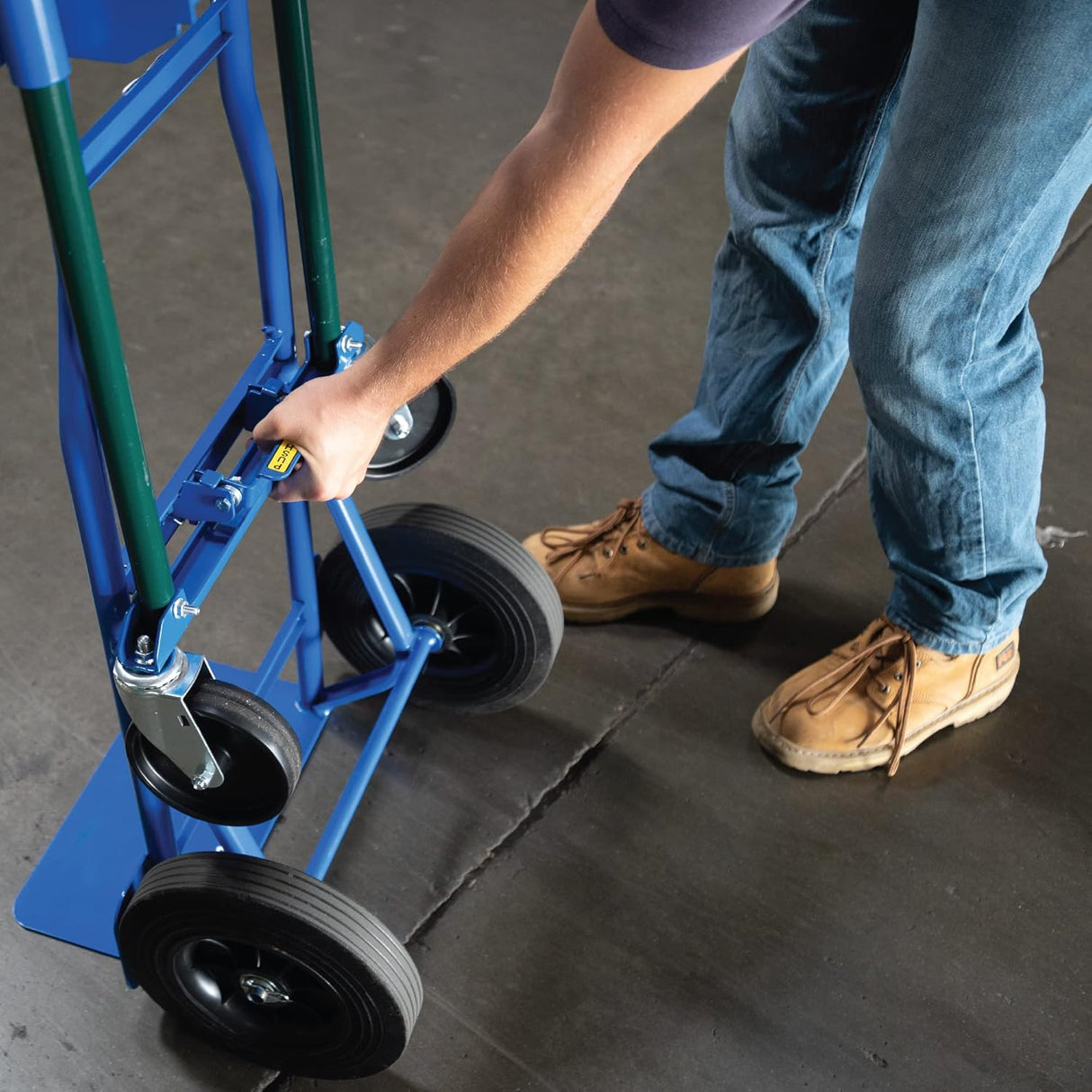 800 lbs Quick Latch Hand Truck, Metal Frame