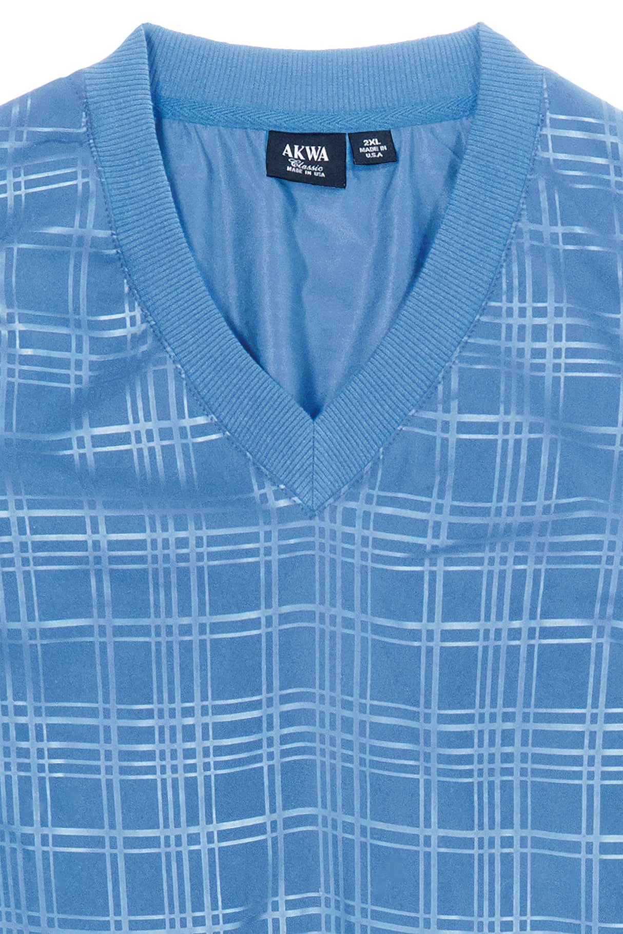 Akwa Made in USA Men's Microfiber Water Repellent V-Neck Pullover Golf Vest