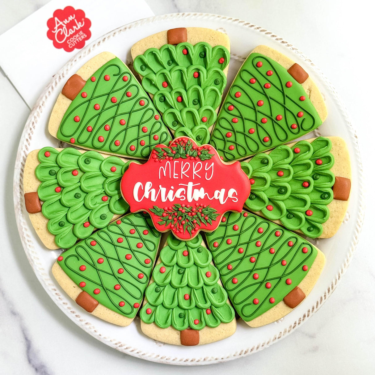 Christmas Cookie Centerpiece 2-pc Cookie Cutter Set Made in the USA by Ann Clark, Oval Plaque, Christmas Tree