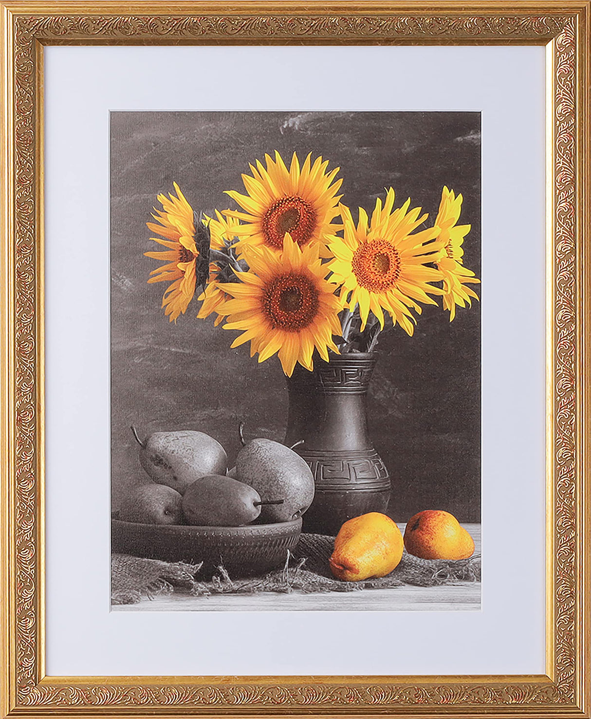 WHOLESALE ARTS AND FRAMES 1-1/2" Polystyrene Versailles Ornate 24x30 Picture Frame Gold 3232,Made In USA Poster Frame, Ornate Frame for Oil Painting,Canvas Frame,Hand Crafted Quality Frame